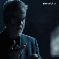 a discovery of witches el descubrimiento de las brujas GIF by Sky España