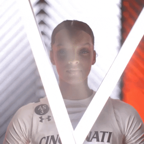 Womens Basketball Reaction GIF by Cincinnati Bearcats