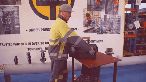 tonisco giphygifmaker tonisco toniscofamily toniscosystem GIF