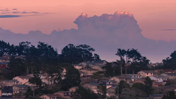 Timelapse Footage Captures Clouds Rolling Over Bay Area