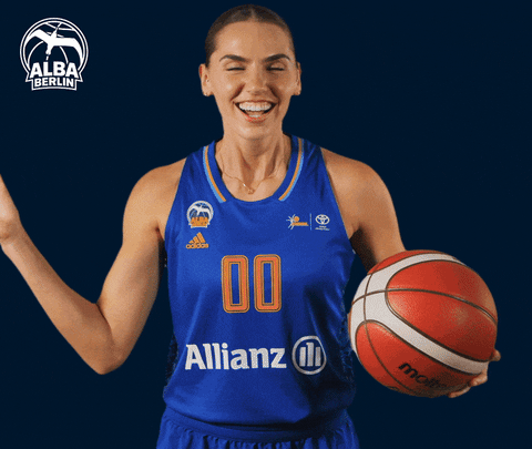 Maggie Dbbl GIF by ALBA BERLIN