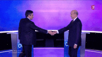 entourage GIF by franceinfo