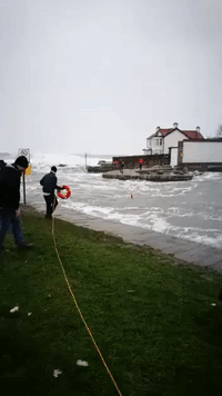Passersby Rescue Swimmer from Rough Sea in Dún Laoghaire