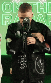 Strut GIF