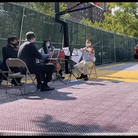 Quartet Has Cutest 'Conductors' During Special Outdoor Performance for Bronx School