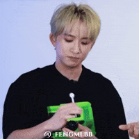 邱鋒澤 GIF