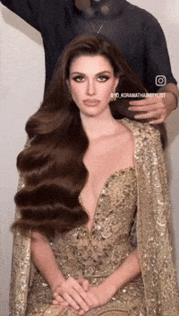 Isabela Menin GIF