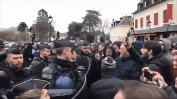Riot Police Push Back Yellow Vest Protesters Ahead of Macron Arrival in Bourgtheroulde