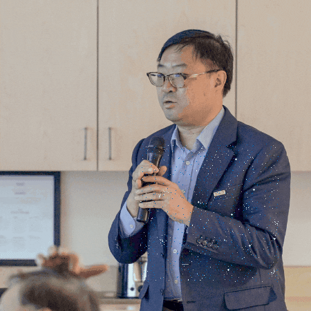 xiaofengdentonpeng giphygifmaker giphyattribution ceo chairman GIF