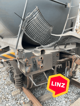 Train What GIF by Linz News