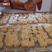 Celebration Eat GIF by TRT