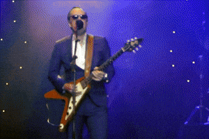 Joe Bonamassa plays Swlabr  by Cream 2022