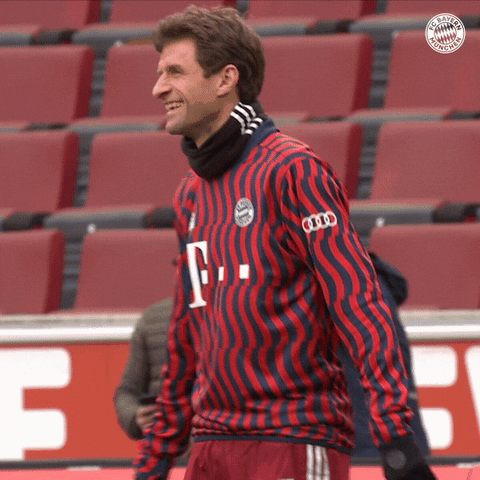Thomas Muller Smile GIF by FC Bayern Munich