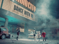 Rose Lisa GIF by BLACKPINK