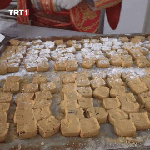Celebration Eat GIF by TRT