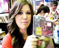 kelly clarkson GIF