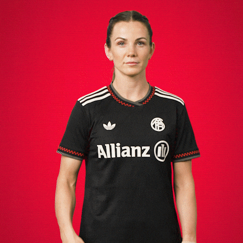 Football Soccer GIF by FC Bayern Women
