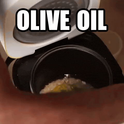 Olive oil in the pot | Rice Robot