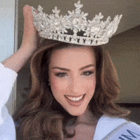 Dominga López GIF