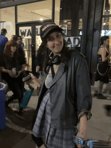 Performance Walking Bread GIF by Alex Boya