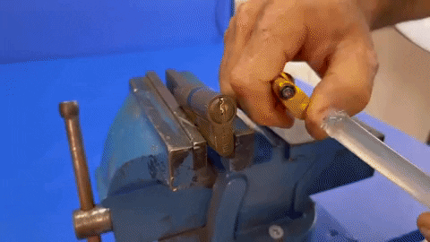 comment-economiser giphyupload GIF