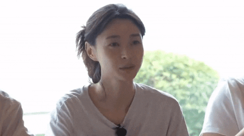 mariabettina01 giphyupload kwon nara young actors retreat youth mt GIF