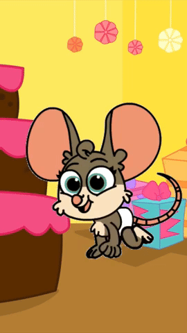 baby mouse crawls on her birthday