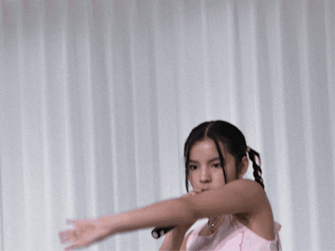 Girl GIF by ChoCo Official
