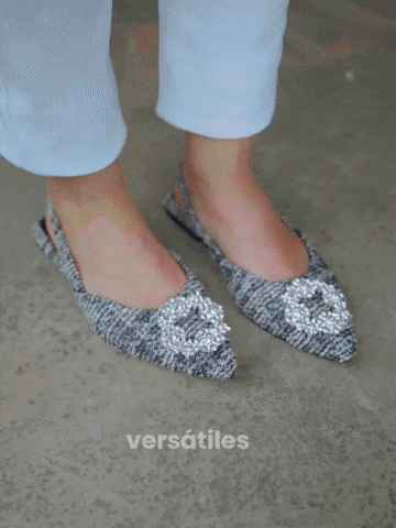 santiagobenassss giphyupload GIF