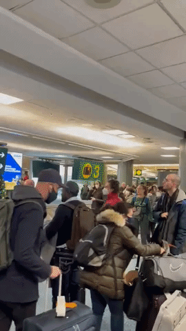 Flights Delayed and Canceled at Vancouver Airport Amid Heavy Snow