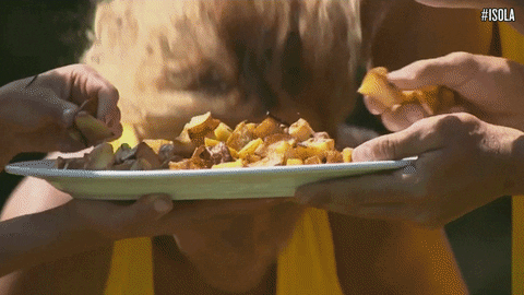 hungry dinner GIF by Isola dei Famosi