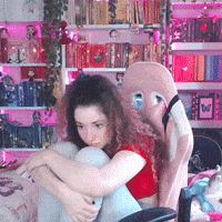 NathyTaLendo streamer trauma livro ler GIF