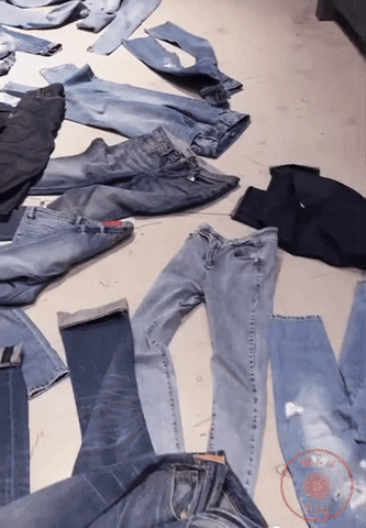 gif-vif giphyupload jeans art GIF