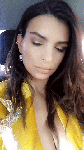 emily ratajkowski GIF