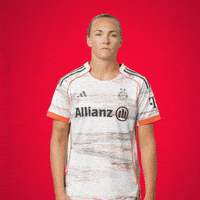 Football Soccer GIF by FC Bayern Women