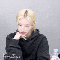 Loona Kim Lip GIF