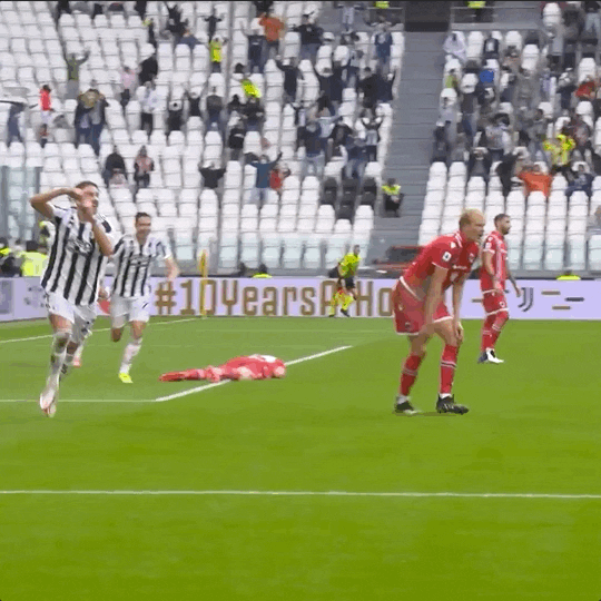 GIF by JuventusFC