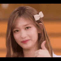Leeseo GIF