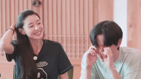 mariabettina01 giphyupload kwon nara young actors retreat youth mt GIF