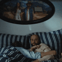 Halo GIF by Fio banka