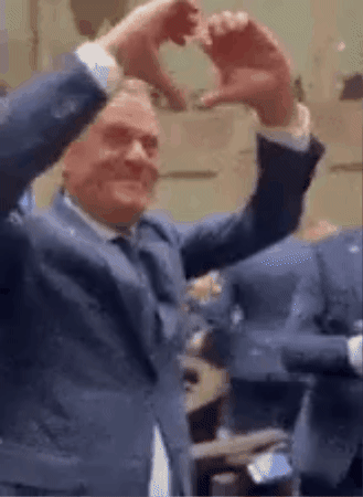 Imstillhungys giphygifmaker GIF