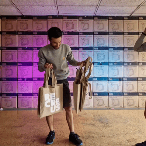 GIF de Felices Compras de EVOLT