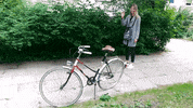 gretajakaite dviratis GIF