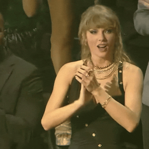 trainaaaa yay taylor swift cheer applause GIF
