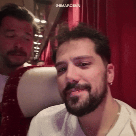 Şarkı GIF