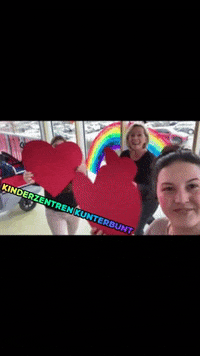 Kinderzentren_Kunterbunt kids child herz kind GIF