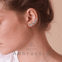 carlabuaizjoias bee abbraccio joias carla buaiz carla buaiz joias GIF