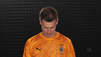 Look Up Borussia Moenchengladbach GIF by Bundesliga