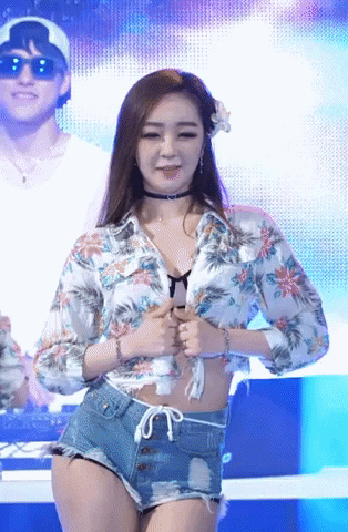 amirm348e6408bca442178701d7f9bf4a4967 giphyupload GIF