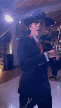 HatManOficial dancing bailando violin vuelta GIF